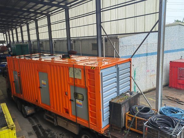 正確使用和保養(yǎng)玉柴靜音發(fā)電機